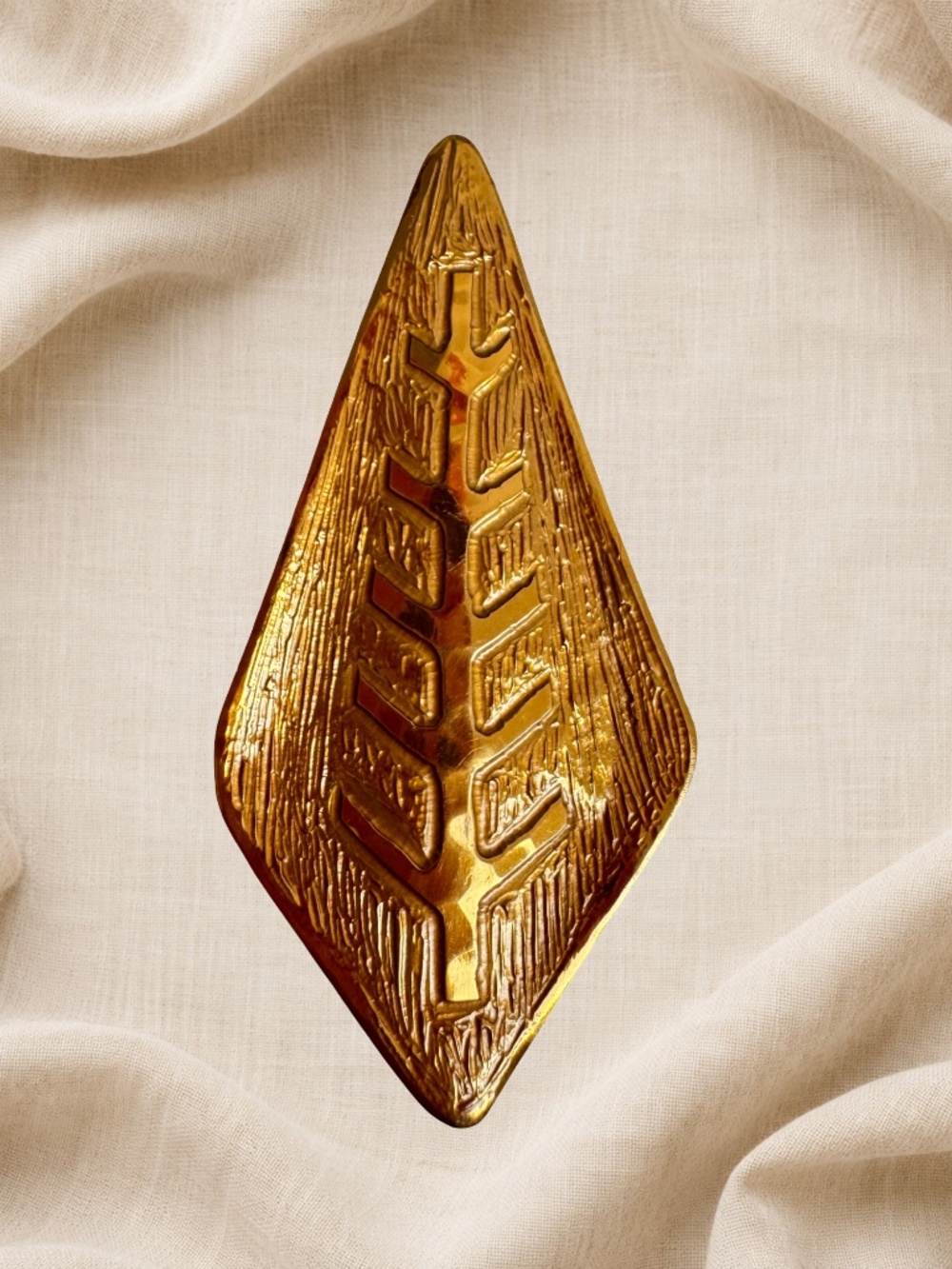 Vintage MODA Gold Tone Leaf Brooch Textured Diamond Shape Handmade Pin Jewelry